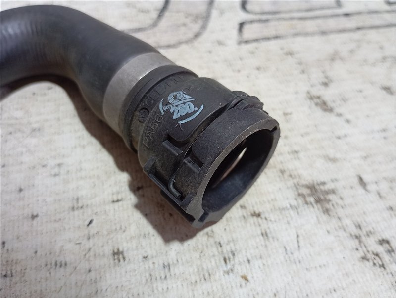 Патрубок системы охлаждения Audi A6 2013 C7