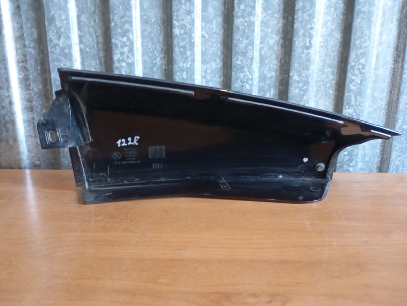 Накладка стойки кузова Skoda YETI 2011 5L