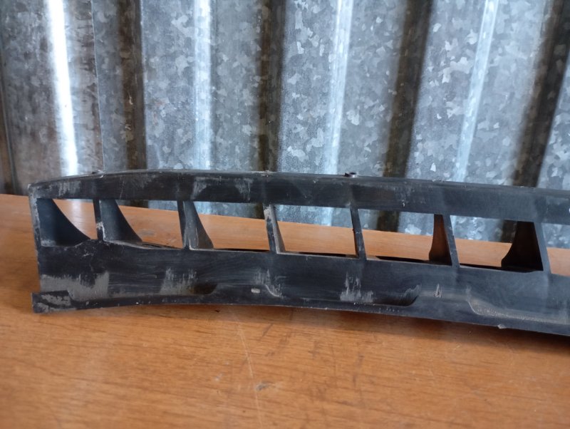 Кронштейн бампера Skoda YETI 2011 5L