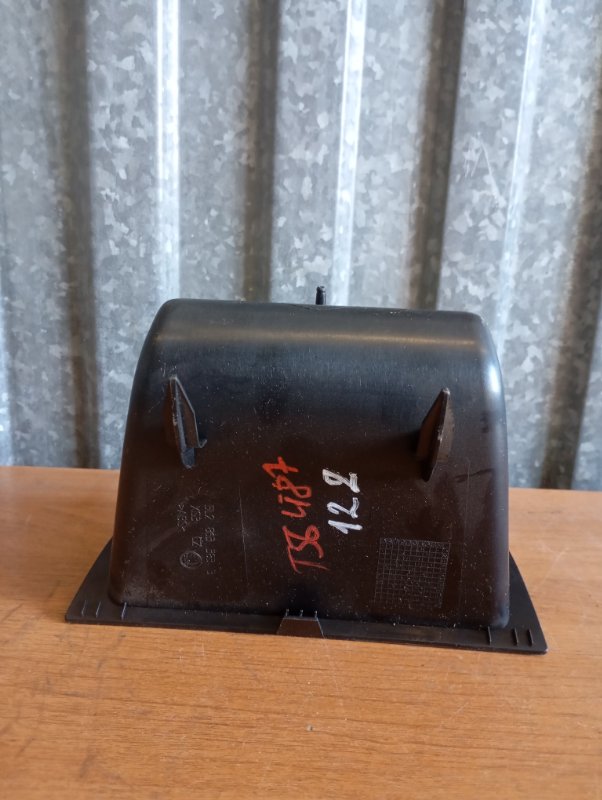 Ящик консоли Skoda YETI 2011 5L