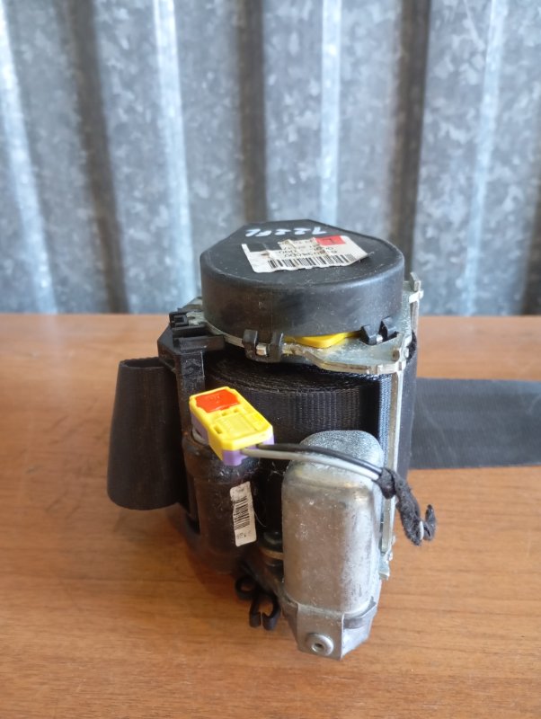 Ремень безопасности Skoda YETI 2011 5L