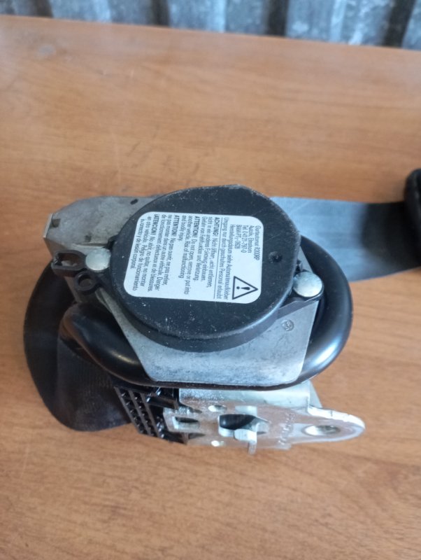 Ремень безопасности Skoda YETI 2011 5L