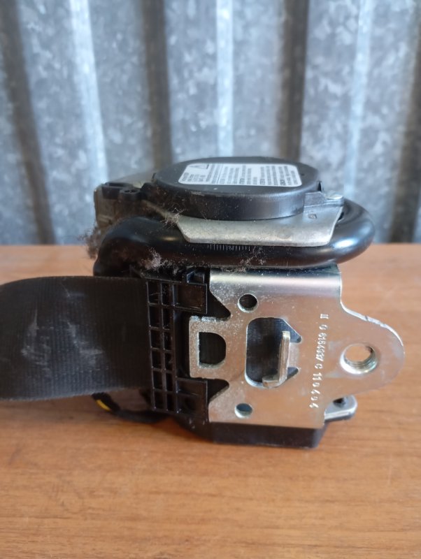 Ремень безопасности Skoda YETI 2011 5L