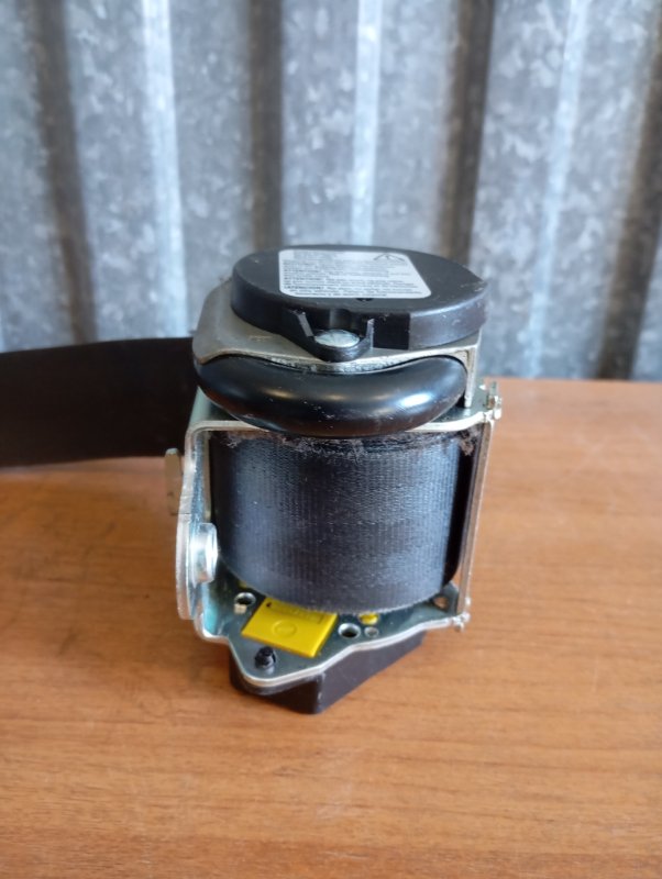 Ремень безопасности Skoda YETI 2011 5L