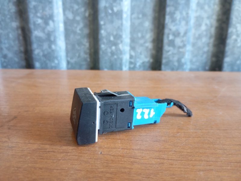 Кнопка Off Road Skoda YETI 2011 5L