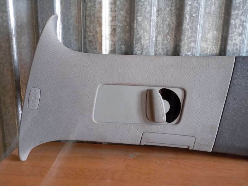 Обшивка стойки центральной Volkswagen Touareg 2006 GP