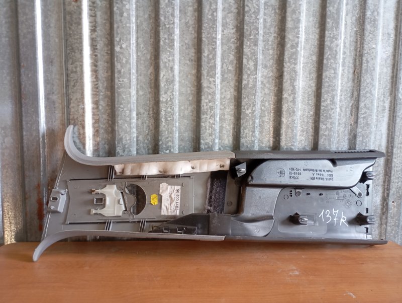 Обшивка стойки центральной Volkswagen Touareg 2006 GP