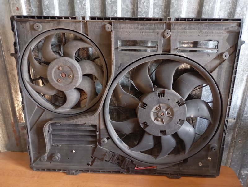 Вентиляторы радиатора Volkswagen Touareg 2006 GP