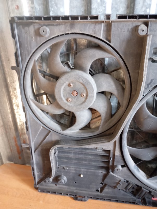 Вентиляторы радиатора Volkswagen Touareg 2006 GP