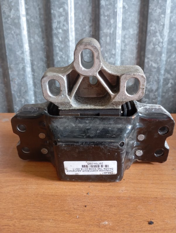 Подушка МКПП Skoda YETI 2011 5L