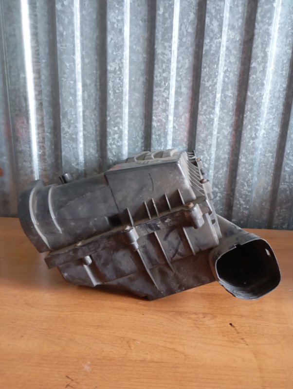 Корпус фильтра воздушного Skoda YETI 2011 5L