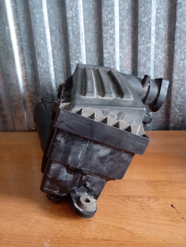 Корпус фильтра воздушного Skoda YETI 2011 5L