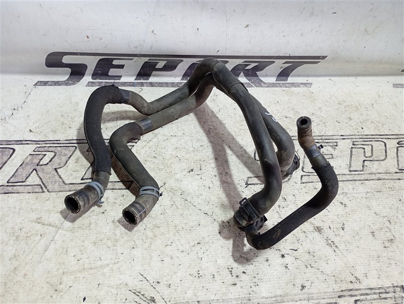 Патрубок отопителя Volkswagen Touran 2011 1T