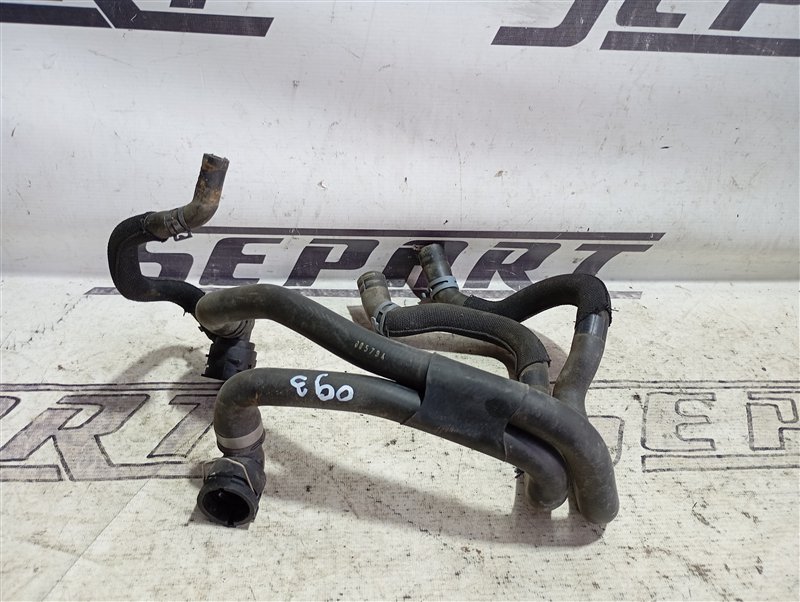 Патрубок отопителя Volkswagen Touran 2011 1T