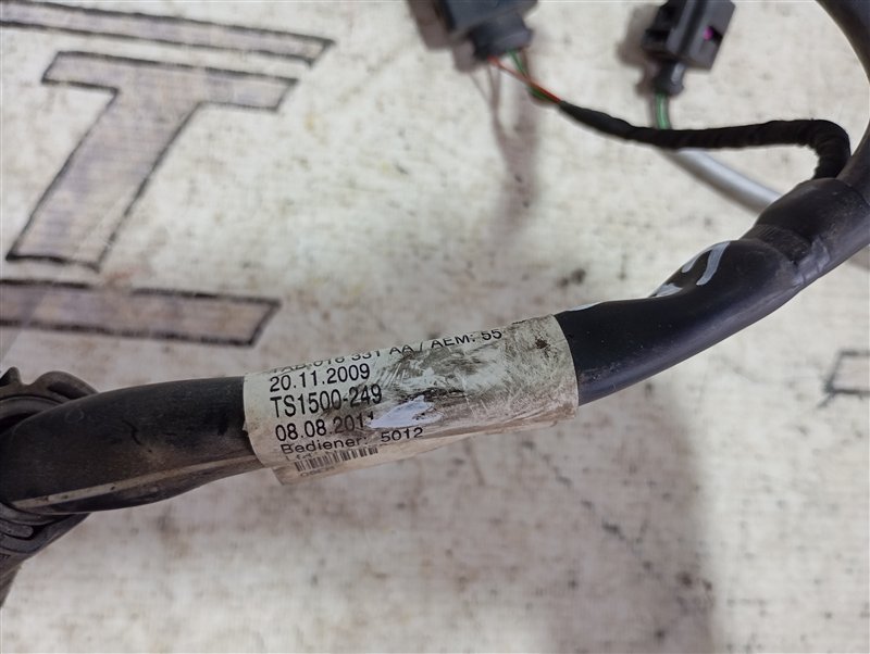 Проводка стартера и генератора Volkswagen Touran 2011 1T