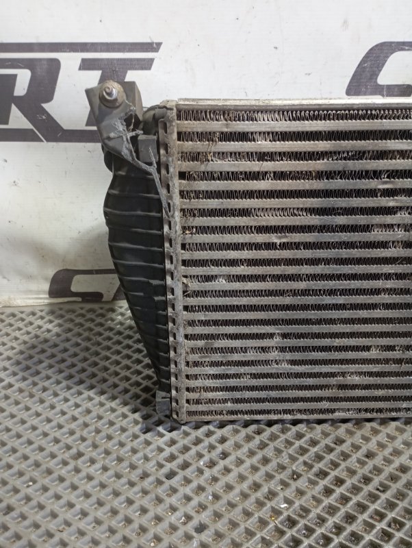 Интеркулер Volkswagen Touareg 2006 GP