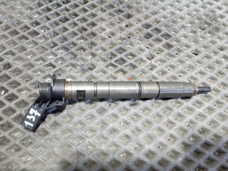 Форсунка топливная Volkswagen Touareg 2006 GP