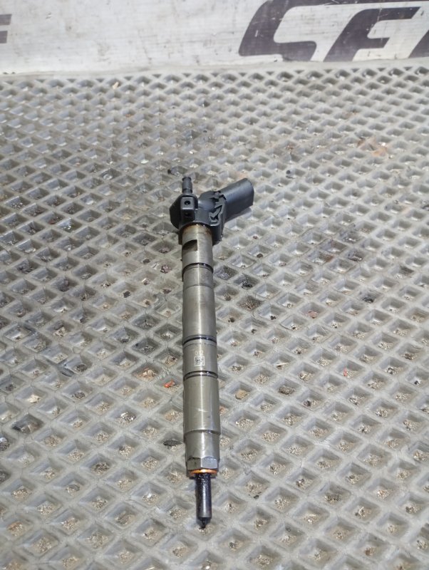 Форсунка топливная Volkswagen Touareg 2006 GP