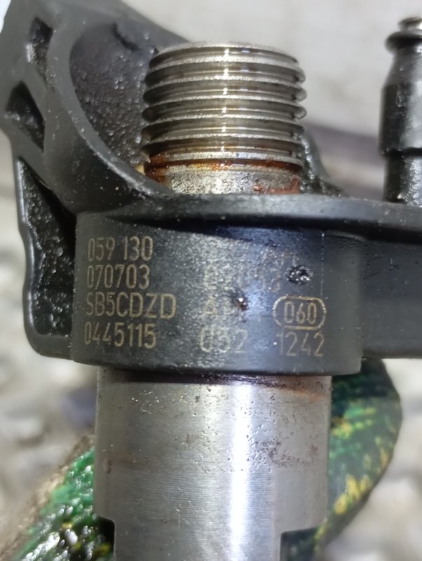 Форсунка топливная Volkswagen Touareg 2006 GP