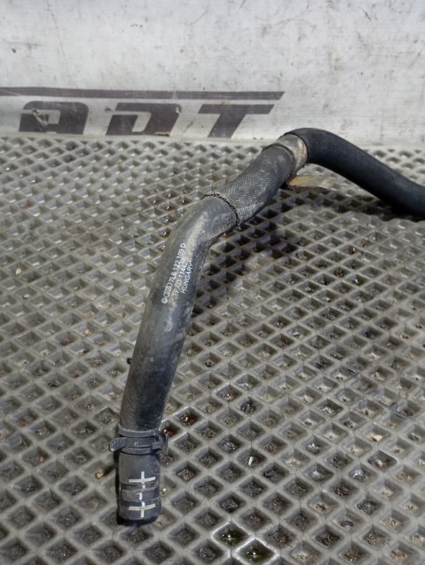 Патрубок системы охлаждения Volkswagen Touareg 2006 GP