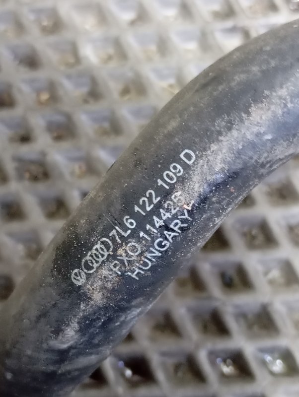 Патрубок системы охлаждения Volkswagen Touareg 2006 GP