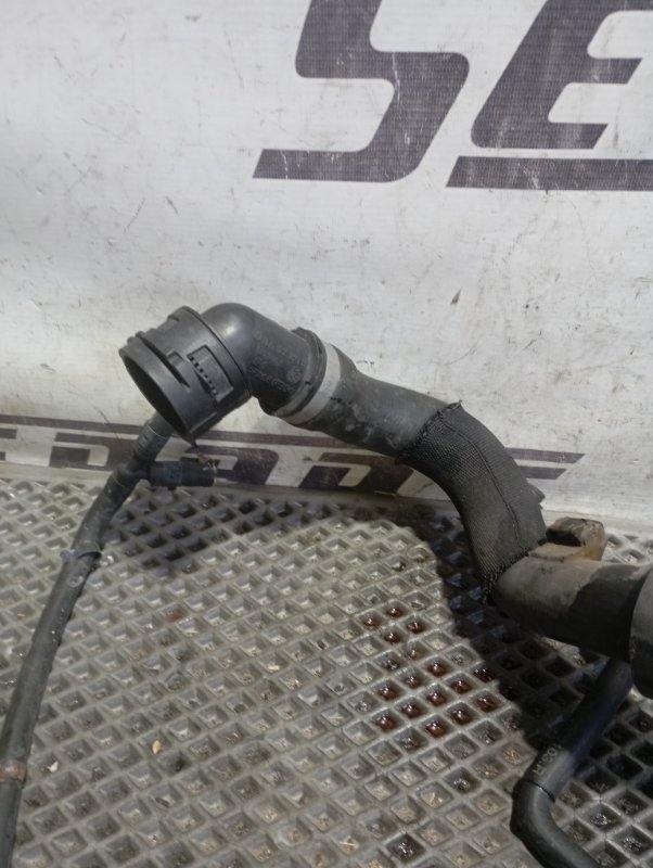 Патрубок системы охлаждения Volkswagen Touareg 2006 GP