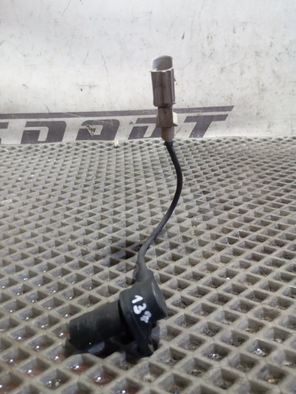 Датчик положения коленвала Volkswagen Touareg 2006 GP