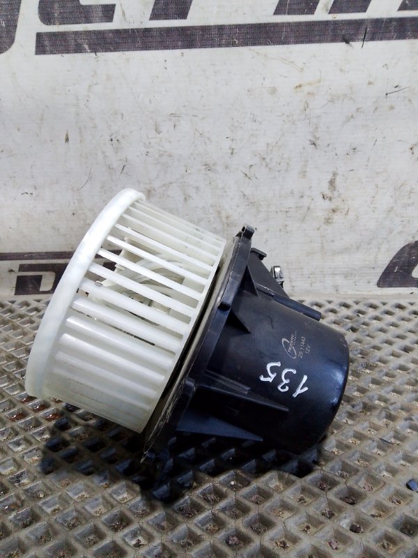 Моторчик печки Audi Q5 2010 8R