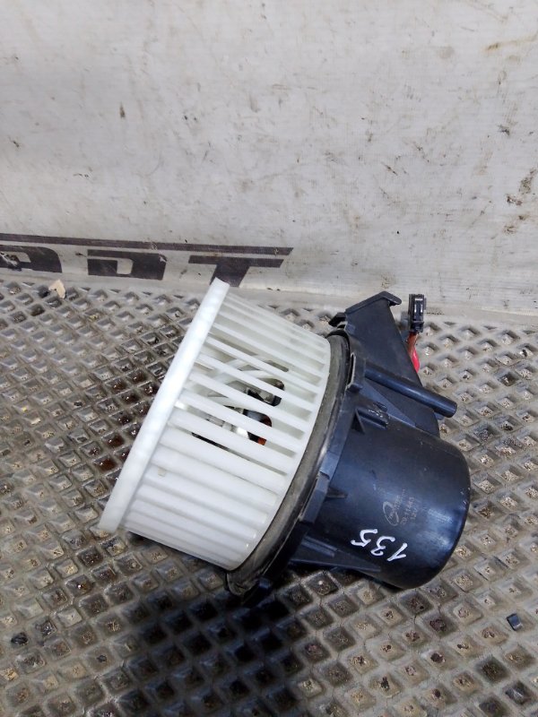 Моторчик печки Audi Q5 2010 8R