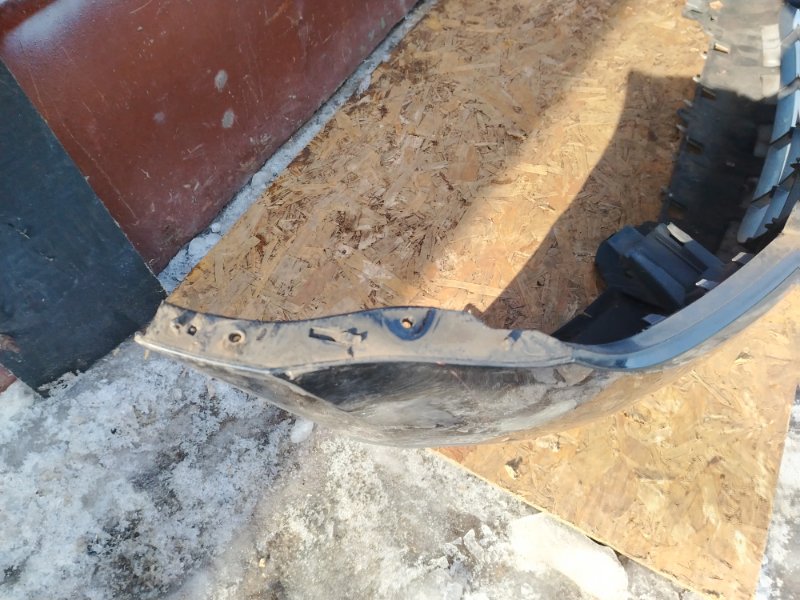 Бампер Skoda YETI 2011 5L