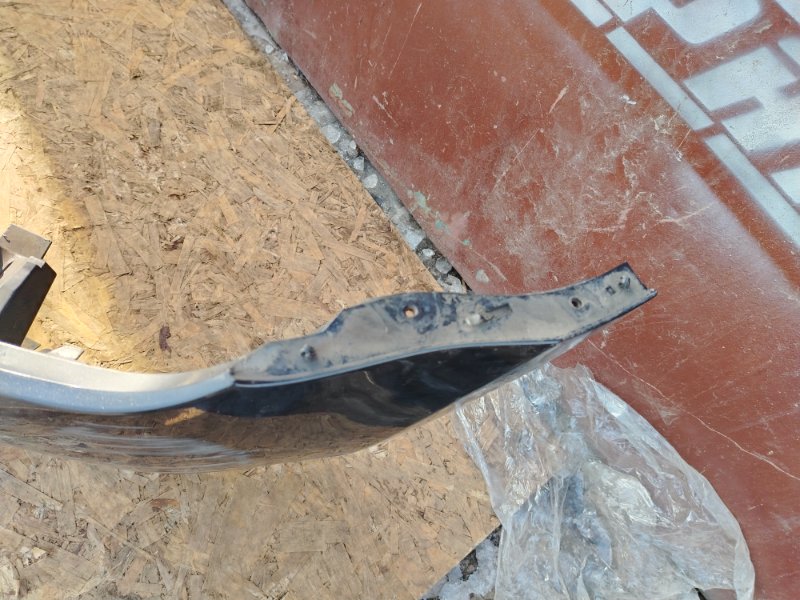 Бампер Skoda YETI 2011 5L