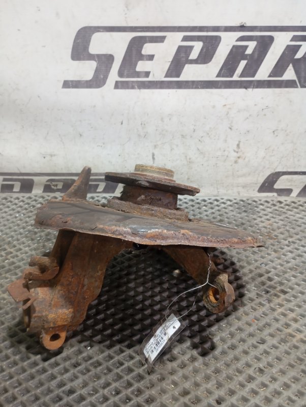 Кулак поворотный Skoda YETI 2011 5L