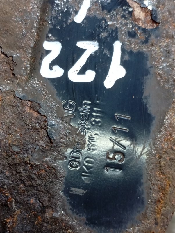 Кулак поворотный Skoda YETI 2011 5L