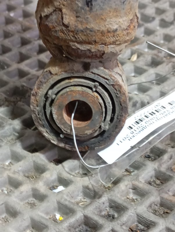 Стойки подвески Skoda YETI 2011 5L