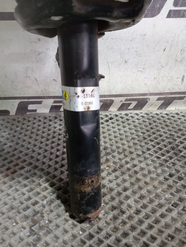 Стойки подвески Skoda YETI 2011 5L