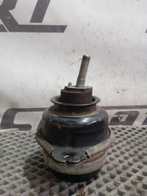 Подушка двигателя Volkswagen Touareg 2006 GP