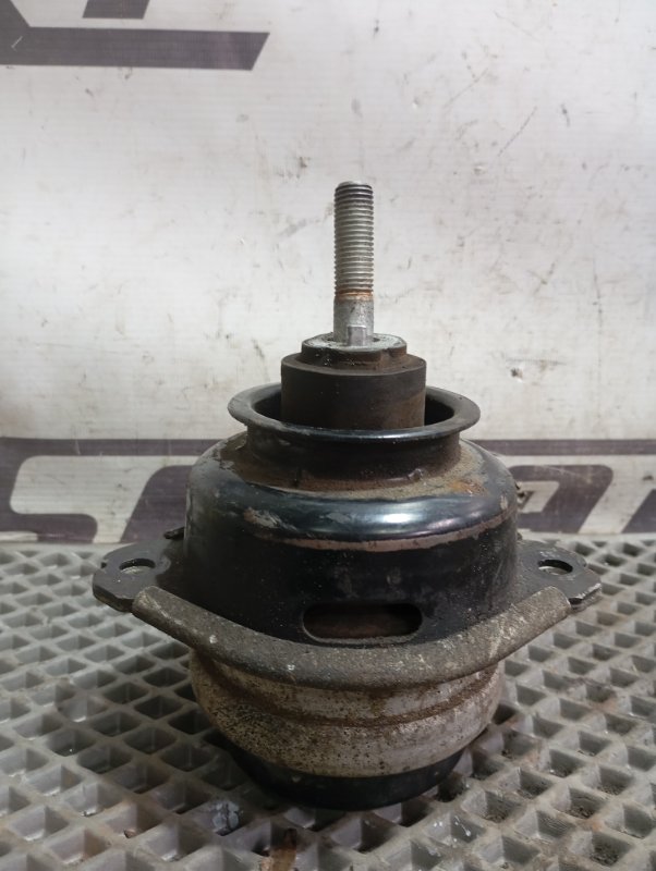 Подушка двигателя Volkswagen Touareg 2006 GP