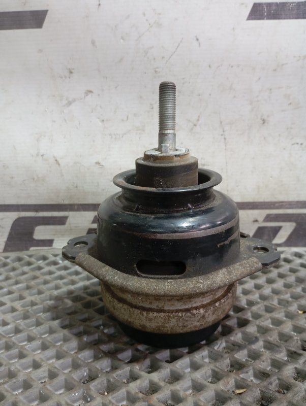 Подушка двигателя Volkswagen Touareg 2006 GP