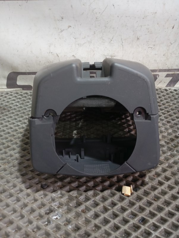 Кожух рулевой колонки Volkswagen Touareg 2006 GP