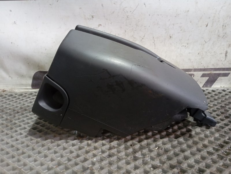 Кожух рулевой колонки Volkswagen Touareg 2006 GP