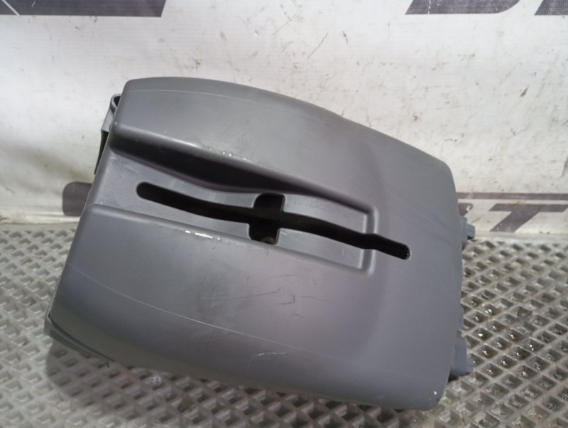 Кожух рулевой колонки Volkswagen Touareg 2006 GP