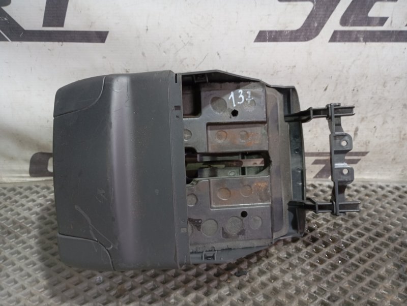 Кожух рулевой колонки Volkswagen Touareg 2006 GP