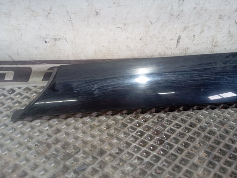 Молдинг лобового стекла Skoda YETI 2015