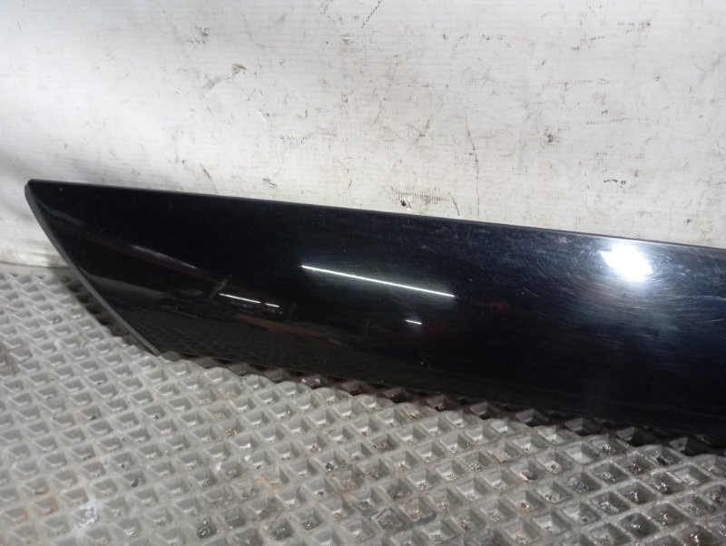 Молдинг лобового стекла Skoda YETI 2015