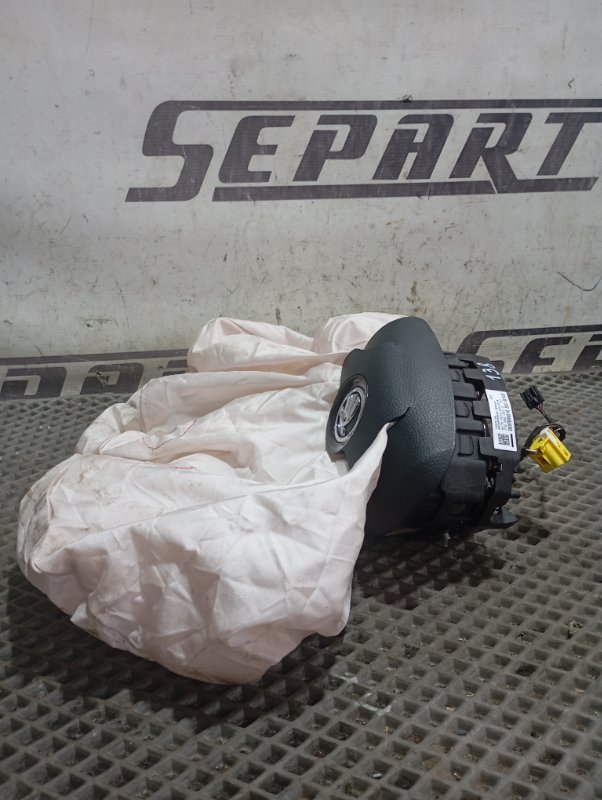 Подушка безопасности в руль Skoda YETI 2015