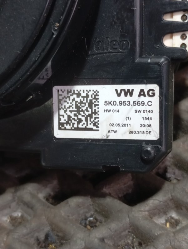 Блок подрулевых переключателей Skoda YETI 2011 5L