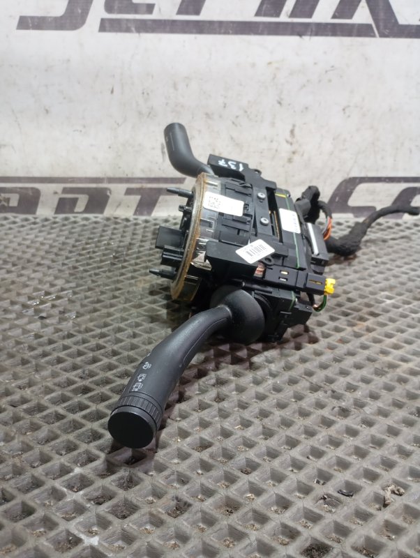 Блок подрулевых переключателей Volkswagen Touareg 2006 GP