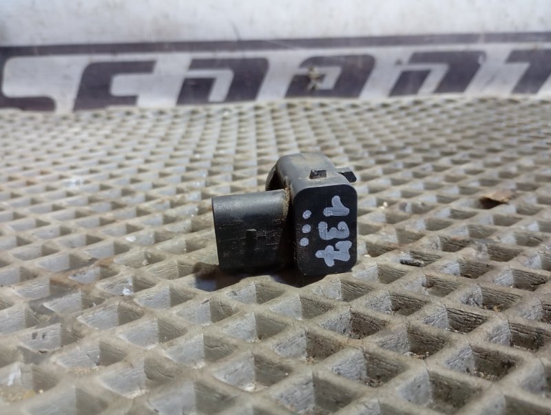 Датчик парктроника Volkswagen Touareg 2006 GP