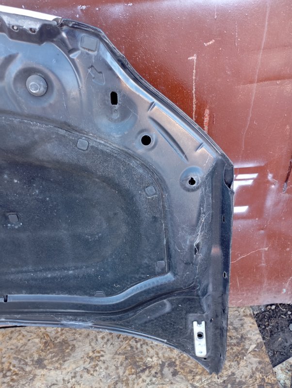 Капот Skoda YETI 2011 5L