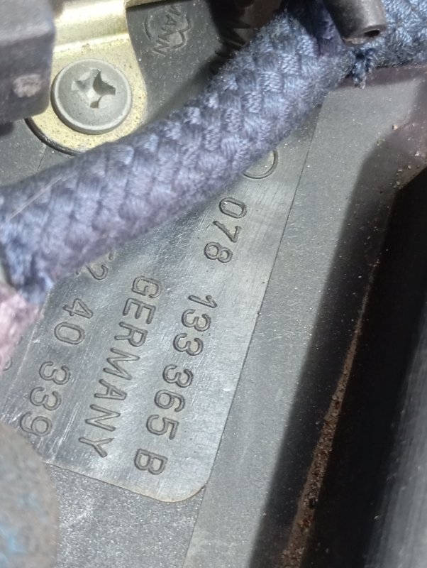 Клапан адсорбера Volkswagen Passat 2002 B5